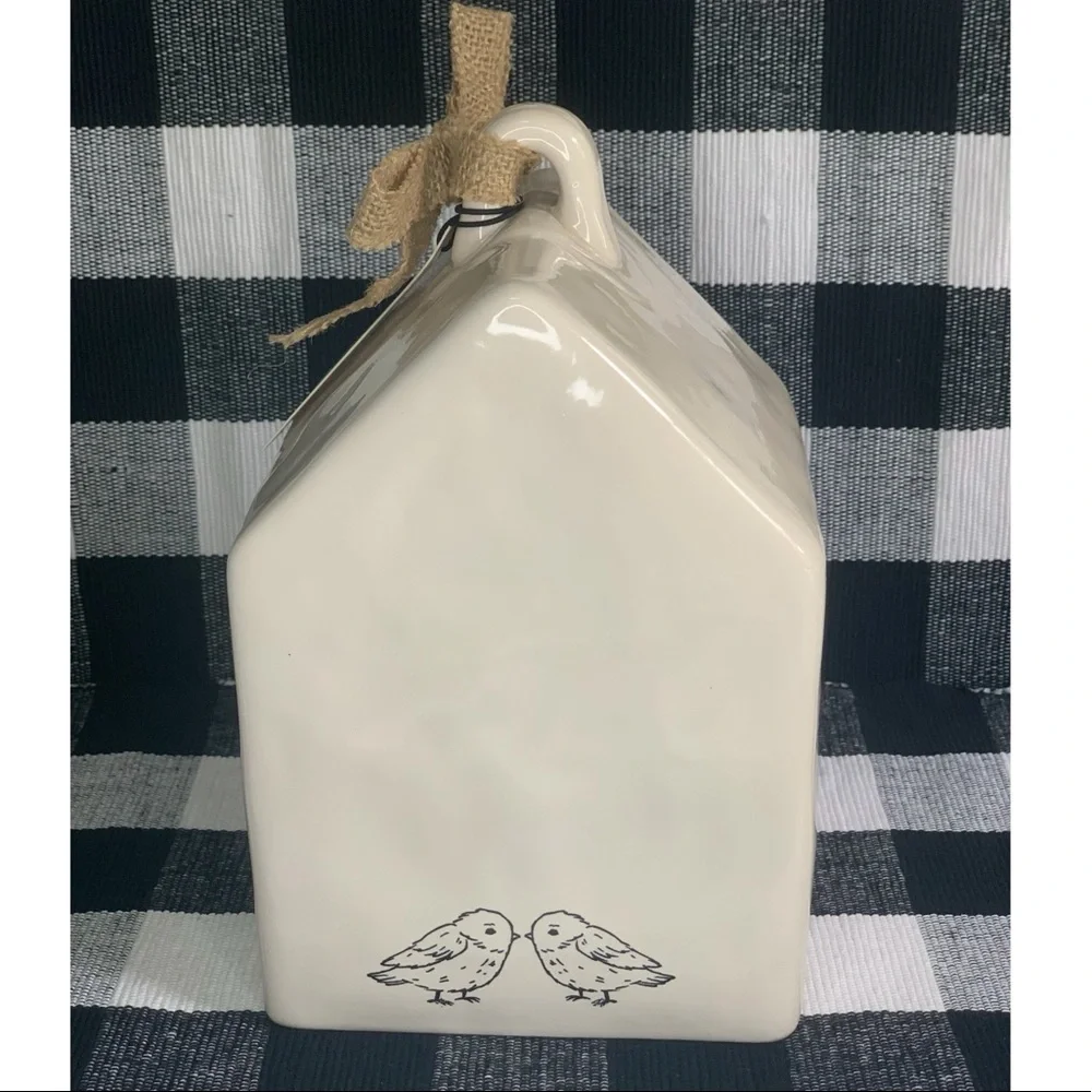 NWT- Rae Dunn “LOVE BIRDS” New Birdhouse Ceramic Large 🕊🏠